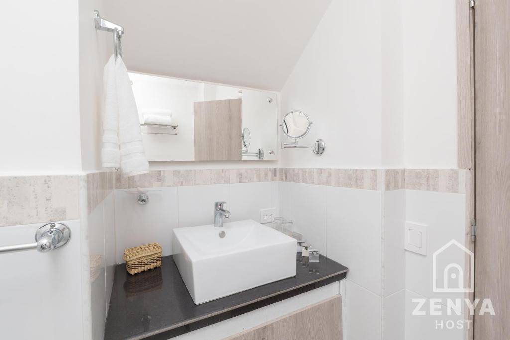 Koupelna v ubytování Hotel On By Zenya Host