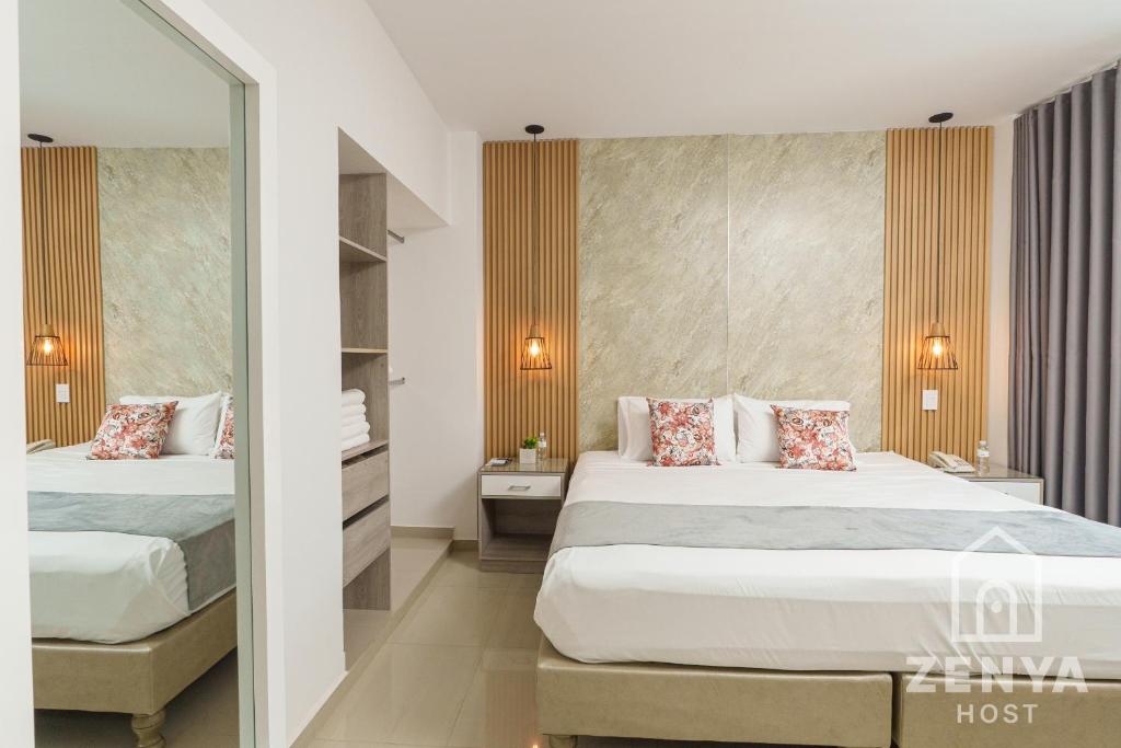 Postel nebo postele na pokoji v ubytování Hotel On By Zenya Host