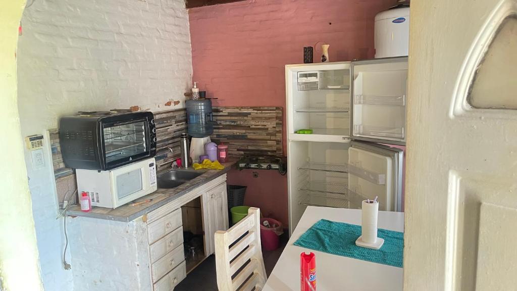 Kuchyň nebo kuchyňský kout v ubytování Dpto aixa