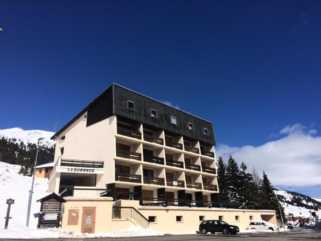Budova, v ktorej sa apartmán nachádza