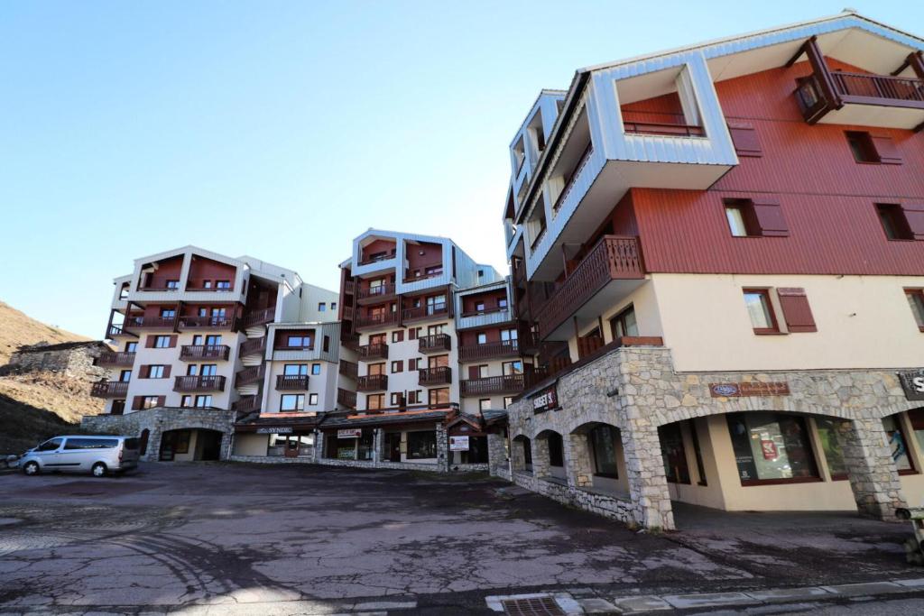 Budynek, w którym mieści się apartament