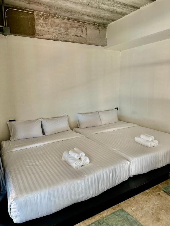 Ella Lamoon - Resim 35