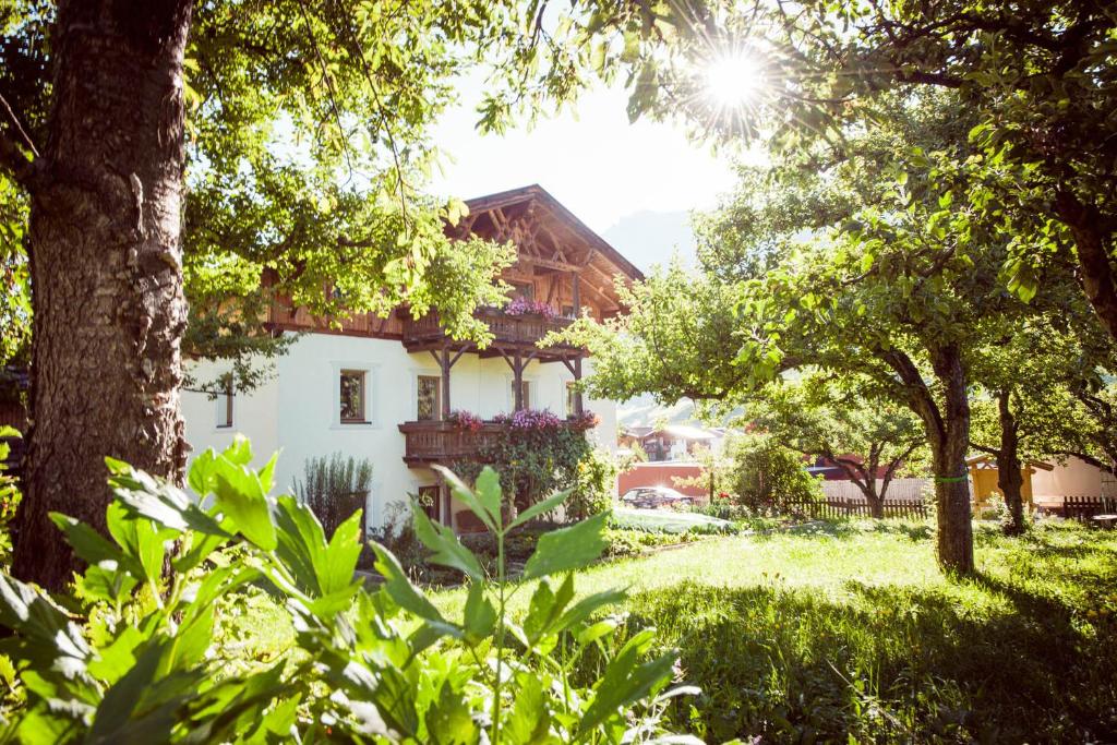 A garden outside s'Landhaus