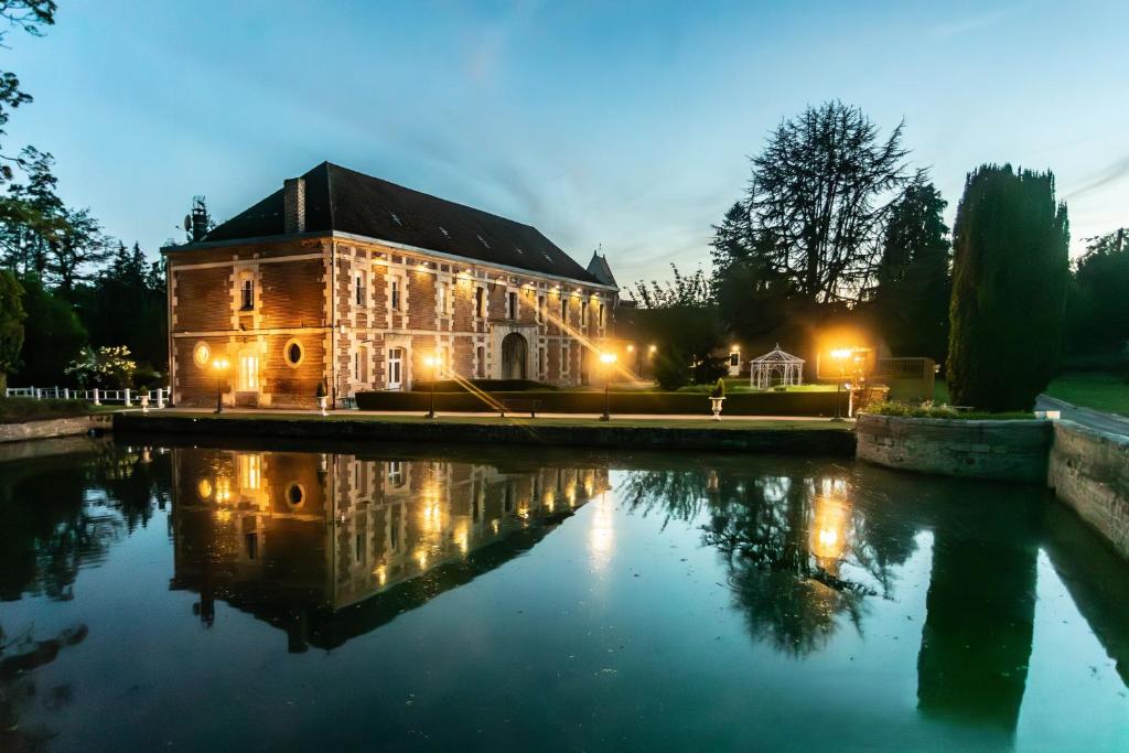 Výhled na řeku, která protéká v blízkosti bed and breakfast