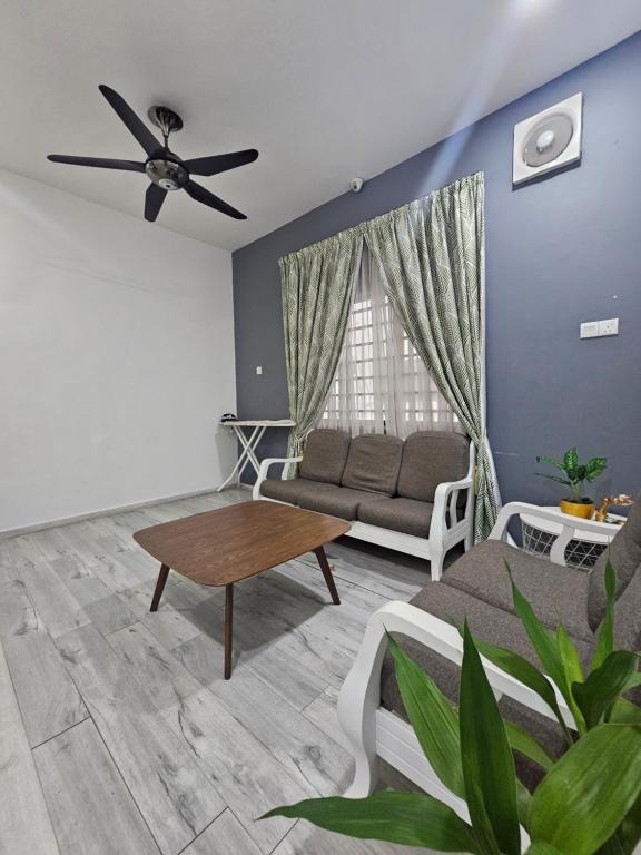 Fotografie z fotogalerie ubytování Melody Whole Or Suite Room v destinaci Muar