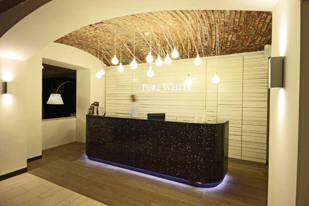 Pure White - Resim 21