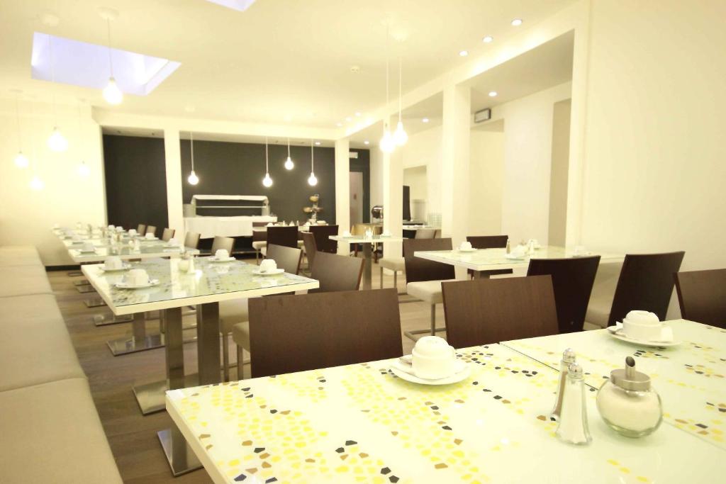 Pure White - Resim 33