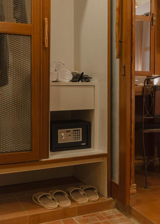 House of Happiness - Resim 11