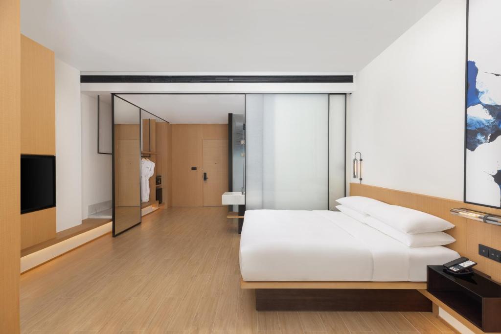 TV a/nebo společenská místnost v ubytování Fairfield by Marriott Quanzhou Fengze