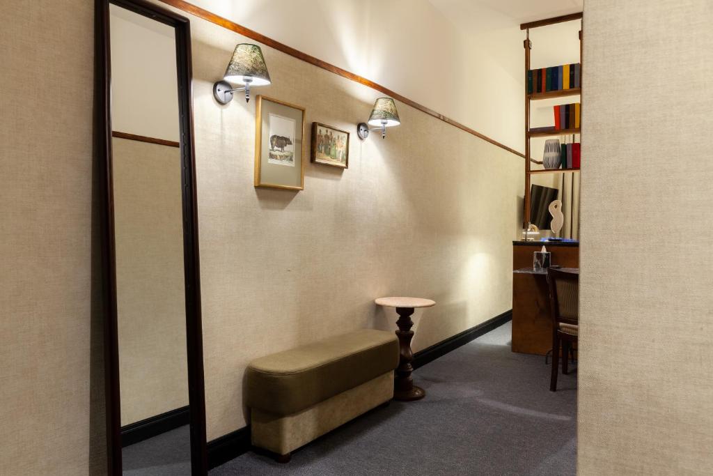 Knihovna v hotelu