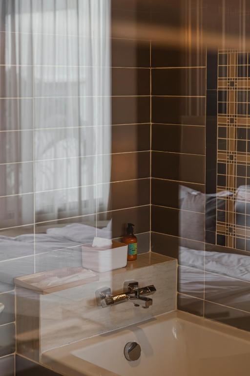 House of Happiness - Resim 37