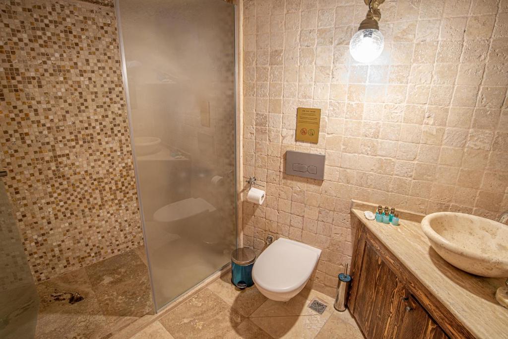 Elegance Cave Suites & Restaurant - 8