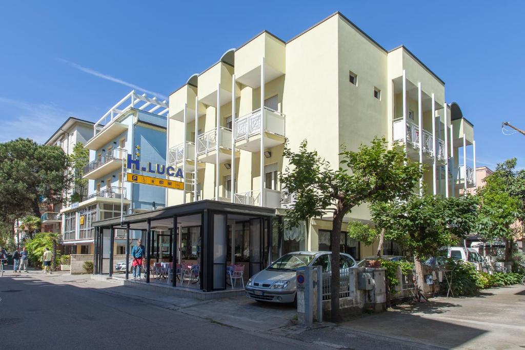 Budova, kde se hotel nachází