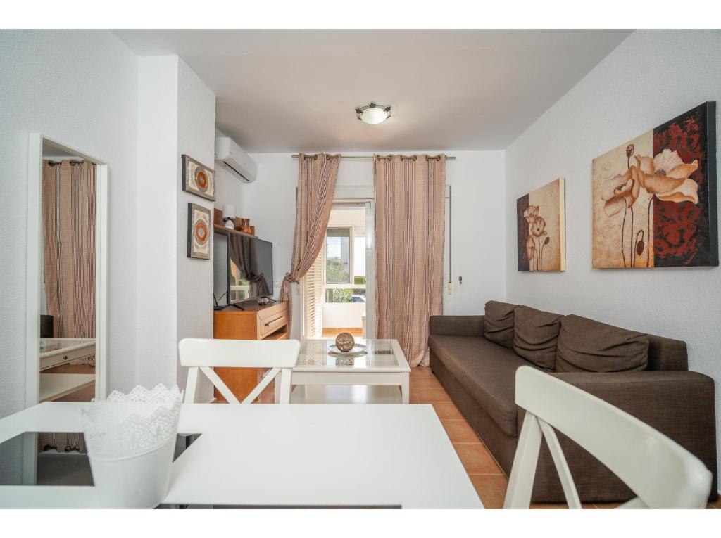 Część wypoczynkowa w obiekcie Apartamento 2H Zahara Mar