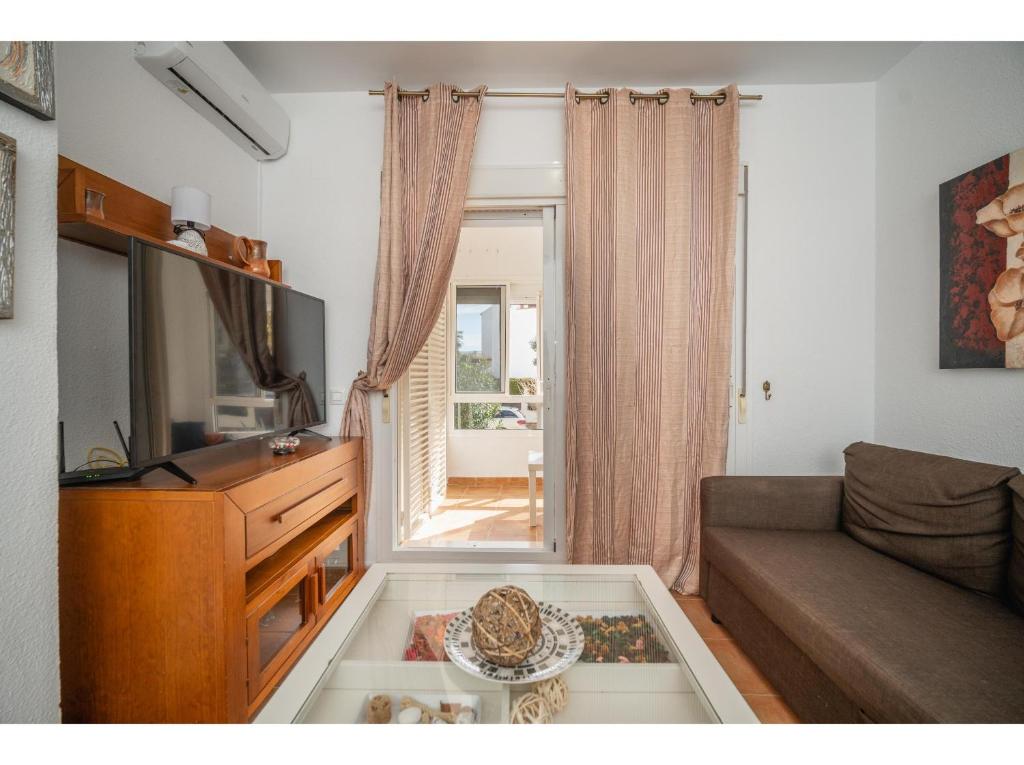 Część wypoczynkowa w obiekcie Apartamento 2H Zahara Mar