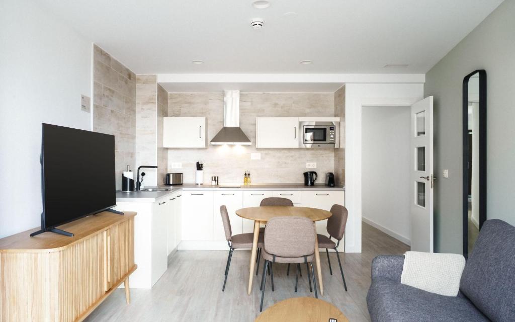 Limehome Granada Calle Lopez Rubio - 1