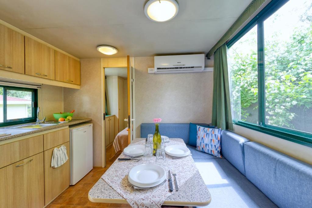 San Benedetto Camping Relais - Bungaló De 2 Dormitorios