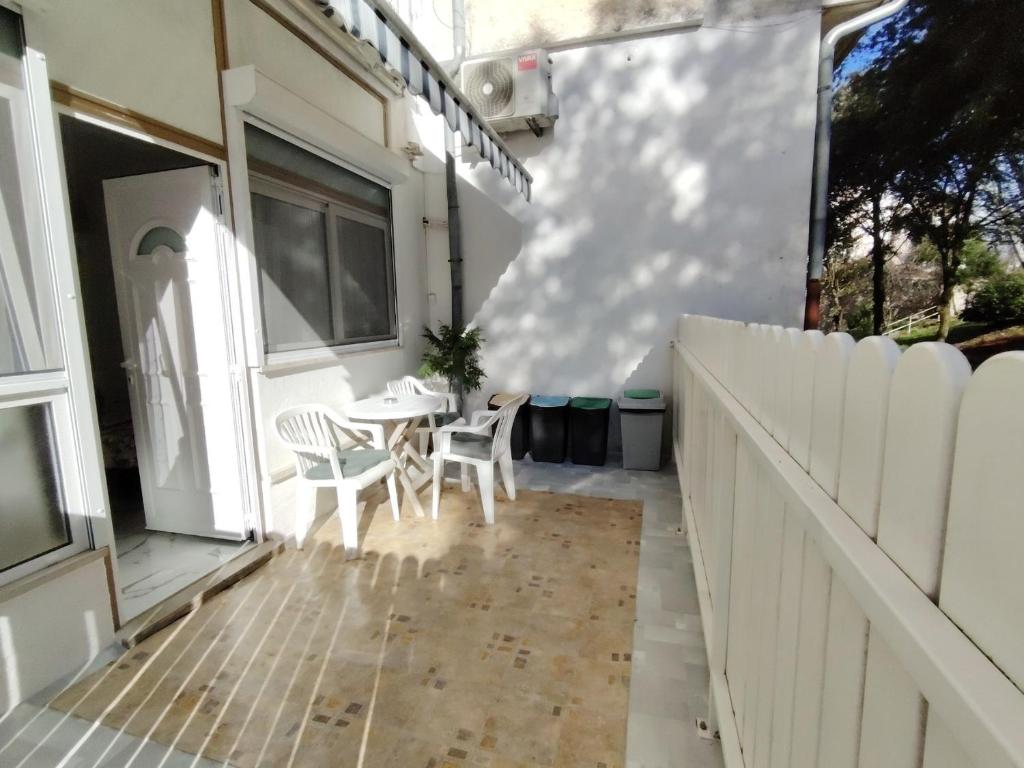 Balkón alebo terasa v ubytovaní Studio-apartman Ella