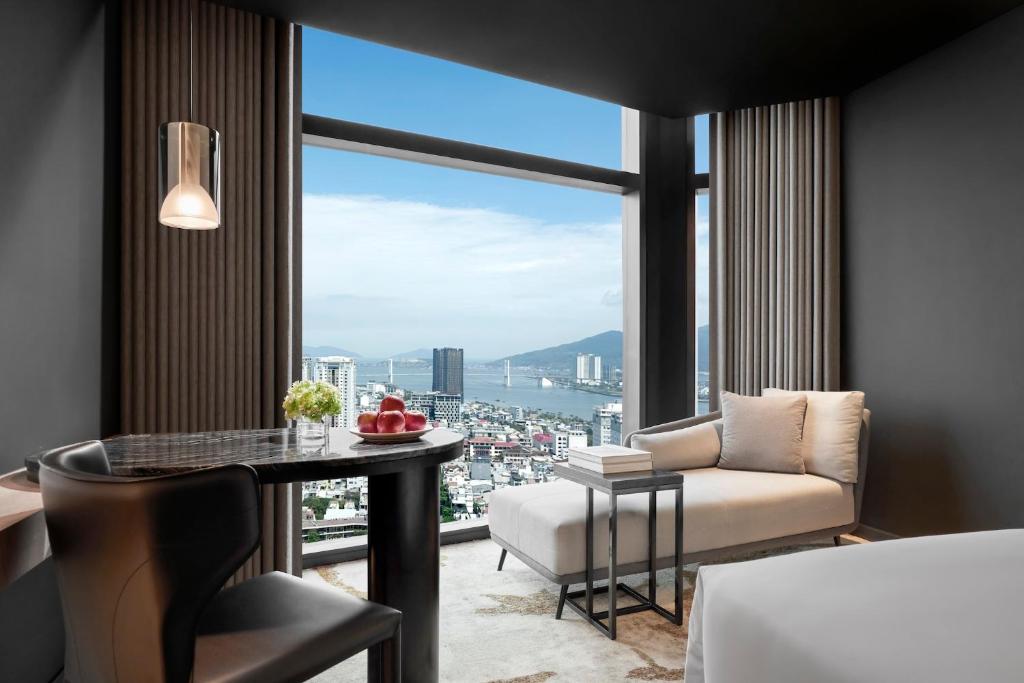 Phòng Tiêu Chuẩn Có Giường Cỡ King Nhìn Ra Sông