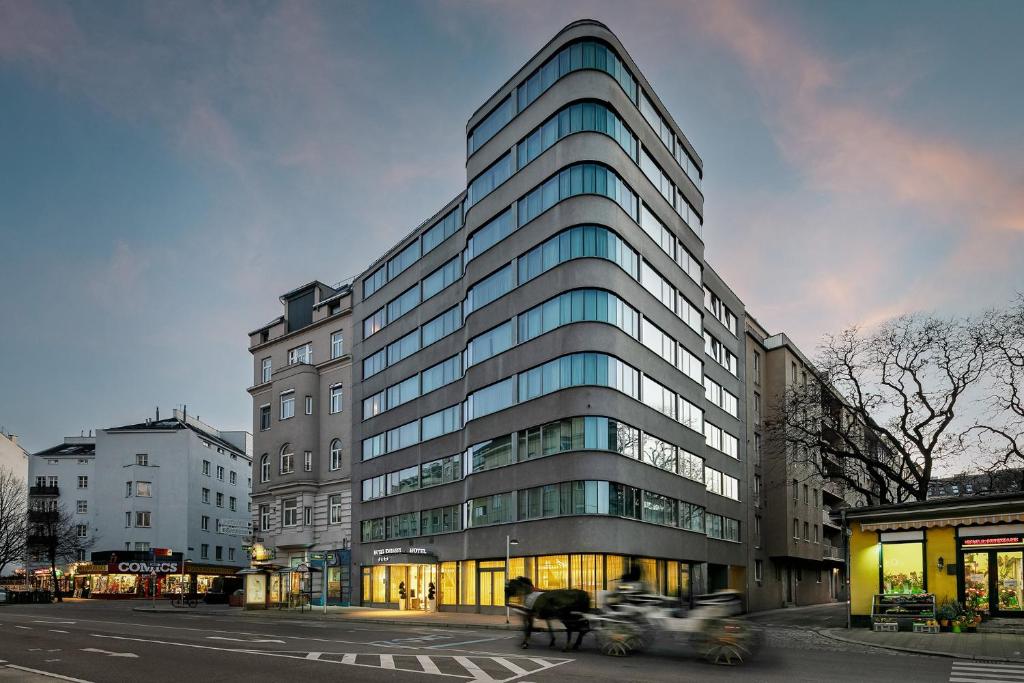 Eurostars Embassy - Resim 17