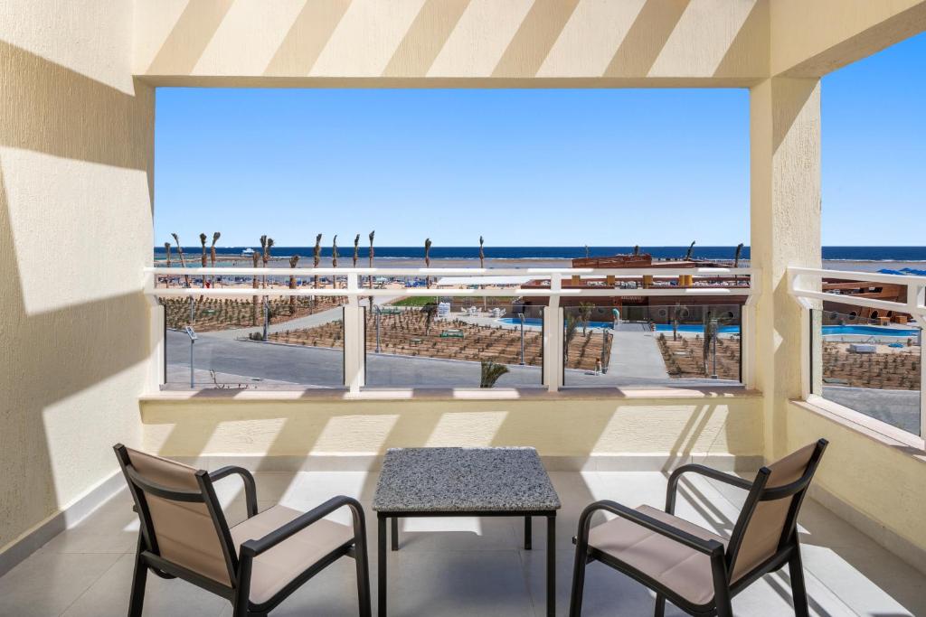 Albatros Makadi Resort - 24 HRS All Inclusive - 4