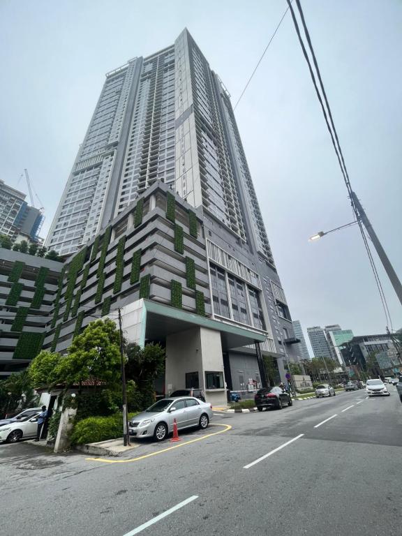 Gedung tempat apartemen berlokasi