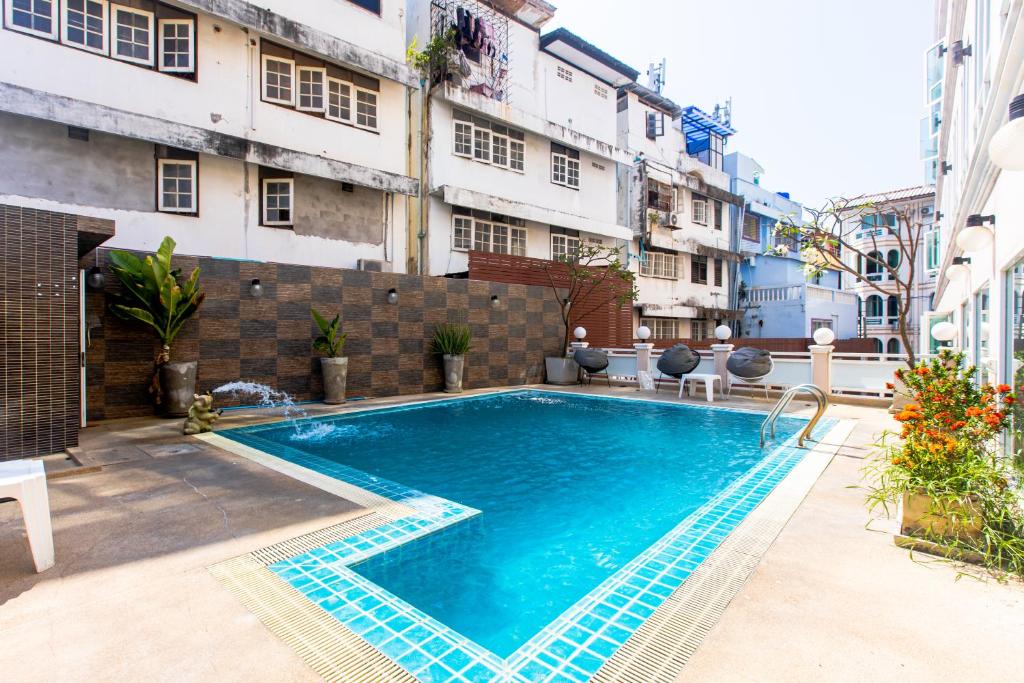 Sun Sky Resort Near Beach - Resim 4