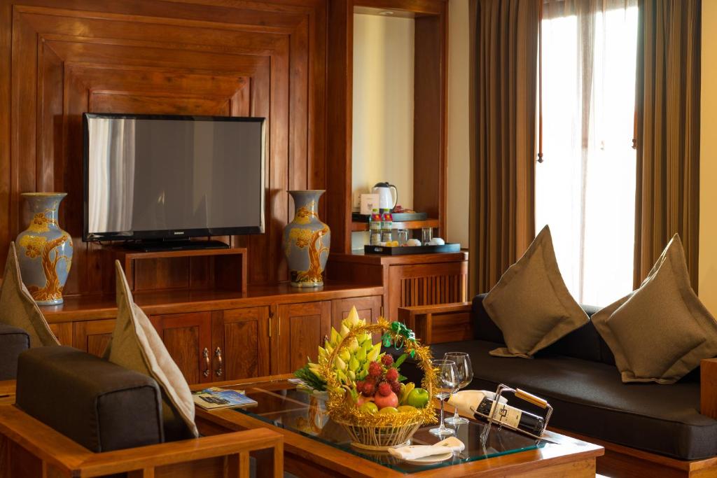 TV a/nebo společenská místnost v ubytování Angkor Miracle Resort & Spa