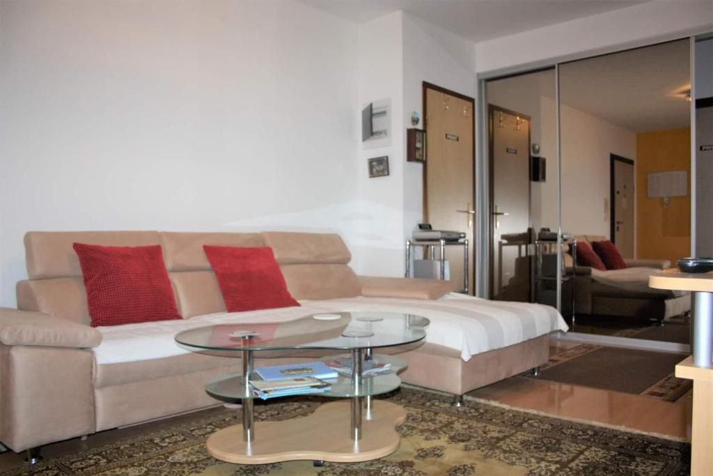 Apartment Roko close to Beach