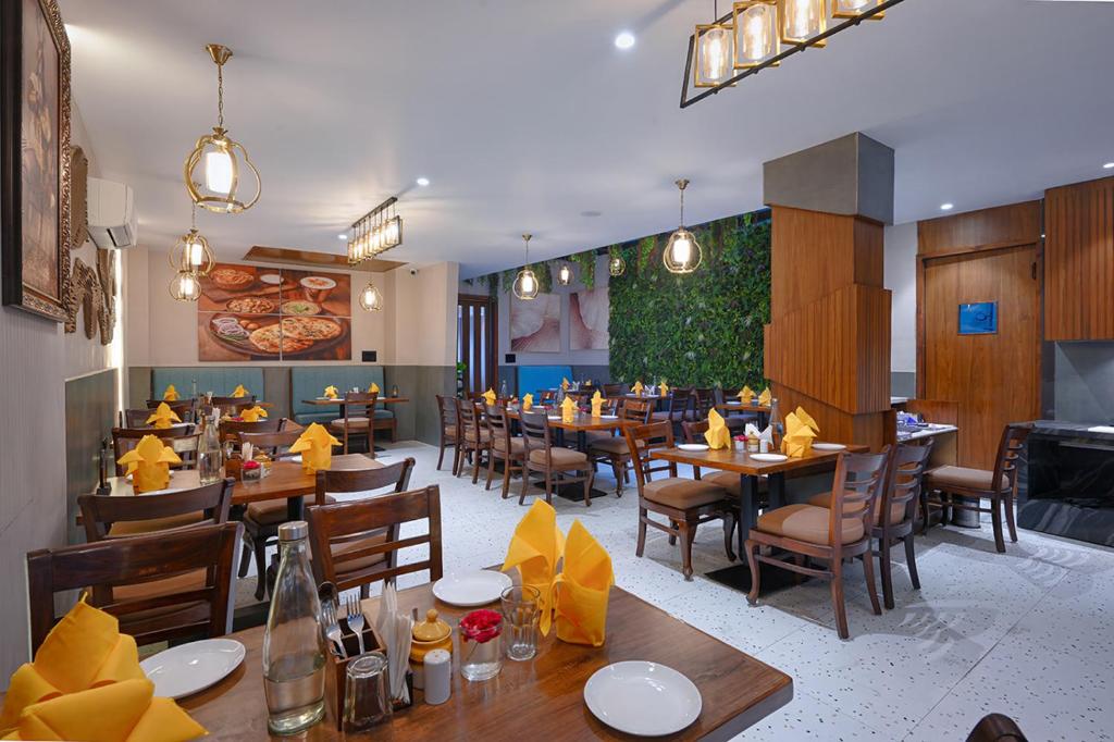 Restaurace v ubytování TreeHouse Stamp Amritsar