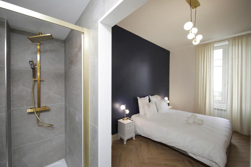 LE LYNX HAUSSMANIEN appartement tout confort, climatisé avec parking privé, à deux pas du centre – photo 32