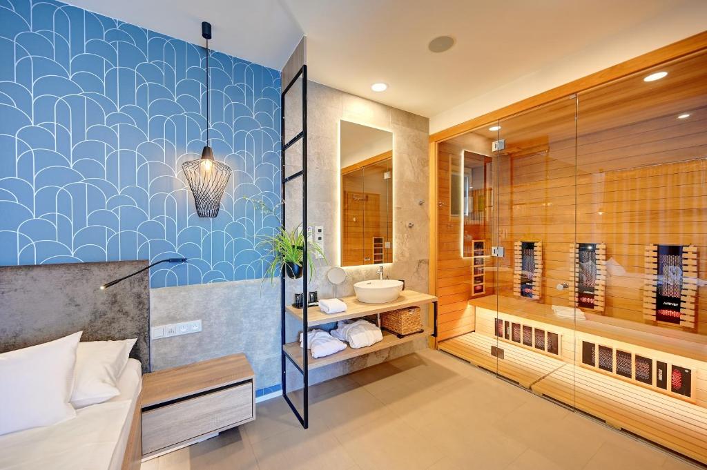 Koupelna v ubytování Wellness Hotel Fénix