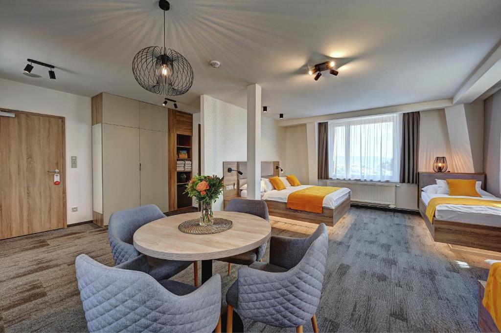 Wellness Hotel Fénix - Resim 41