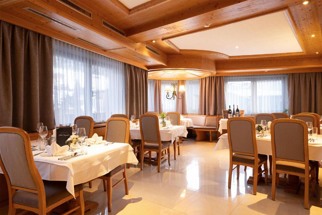 Posezení v ubytování Hotel Burgstall