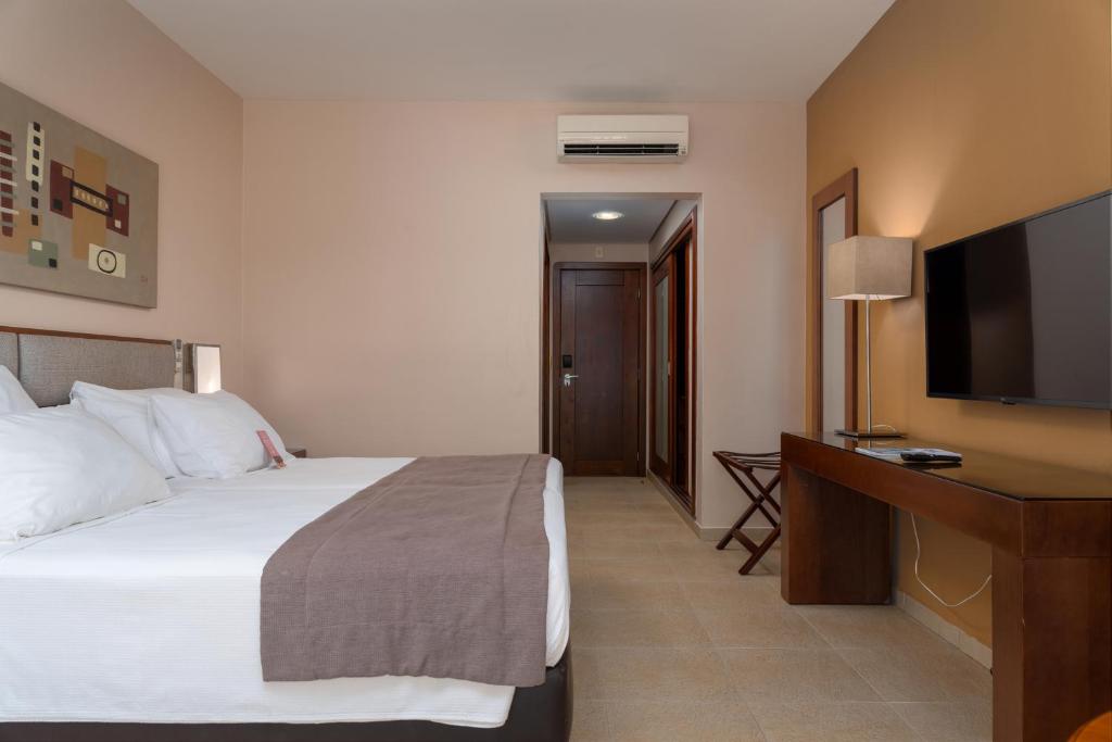 TV a/nebo společenská místnost v ubytování Vila Galé Resort Cumbuco - All inclusive