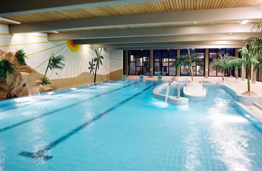 Bazén v ubytování Hotel B&B Casa La Val nebo v jeho okolí
