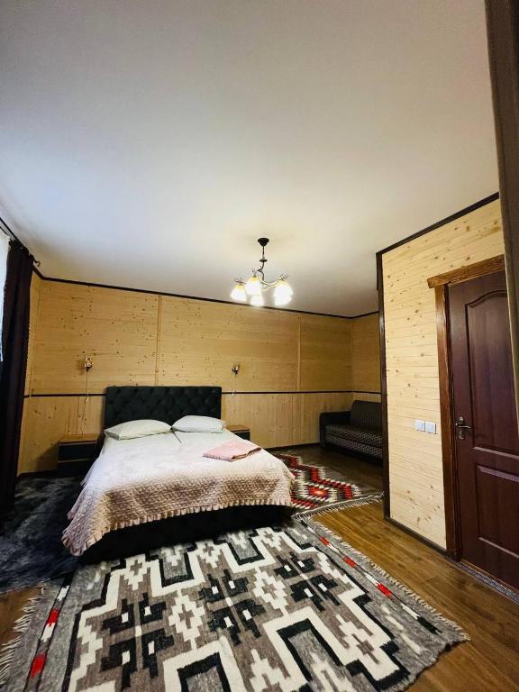 Postel nebo postele na pokoji v ubytování Чистий Спокій