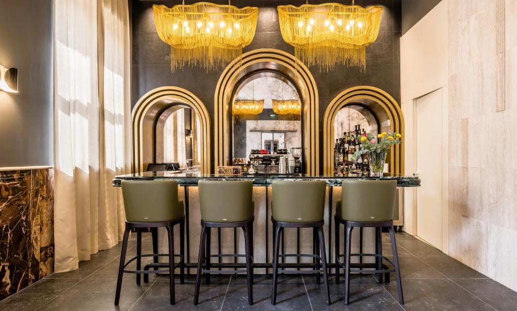 Cornaro Hotel - Resim 4