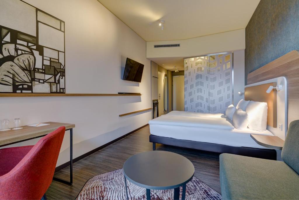 
Superior Room with Two Twin Beds
