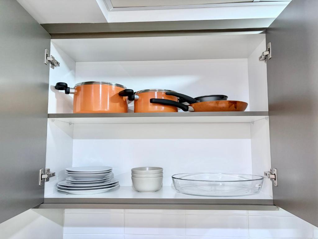 Küche/Küchenzeile in der Unterkunft Elegant Studio Island View - Beachfront Property