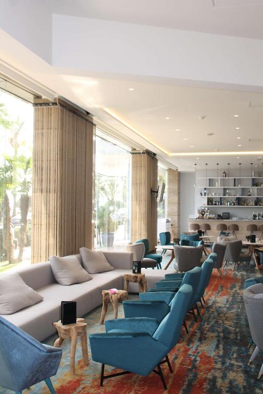 Zona de estar de Radisson Blu Hotel Nice