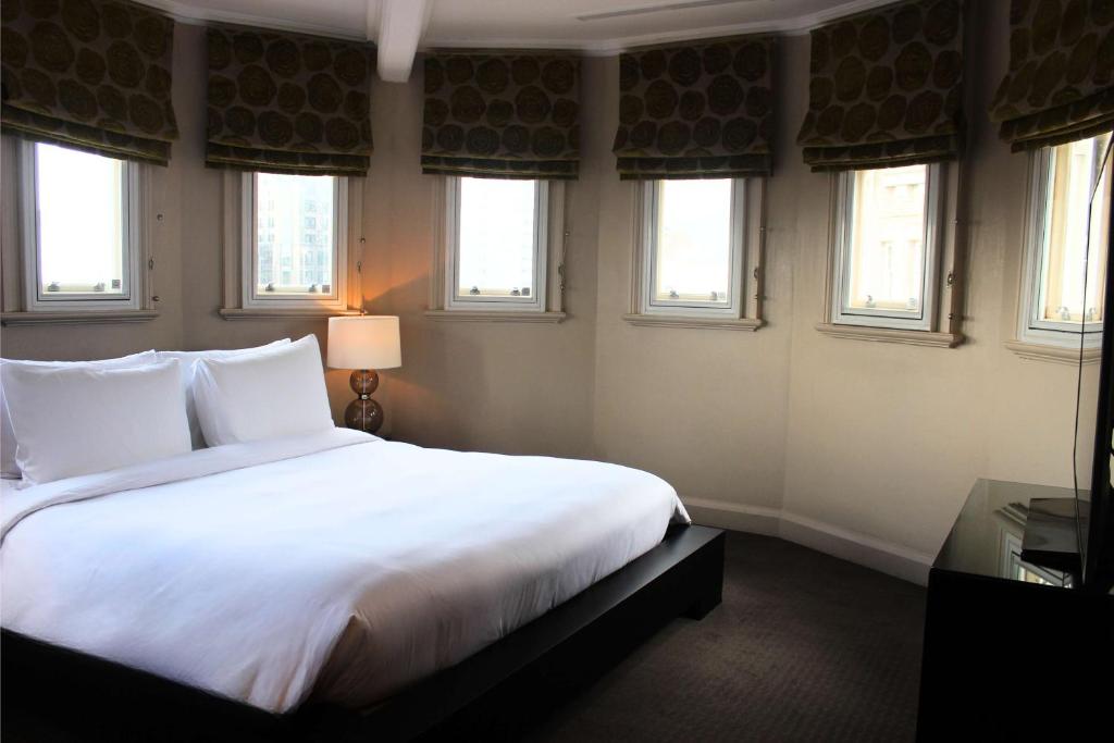 Radisson Blu Hotel, London Tottenham Court Road - Resim 26