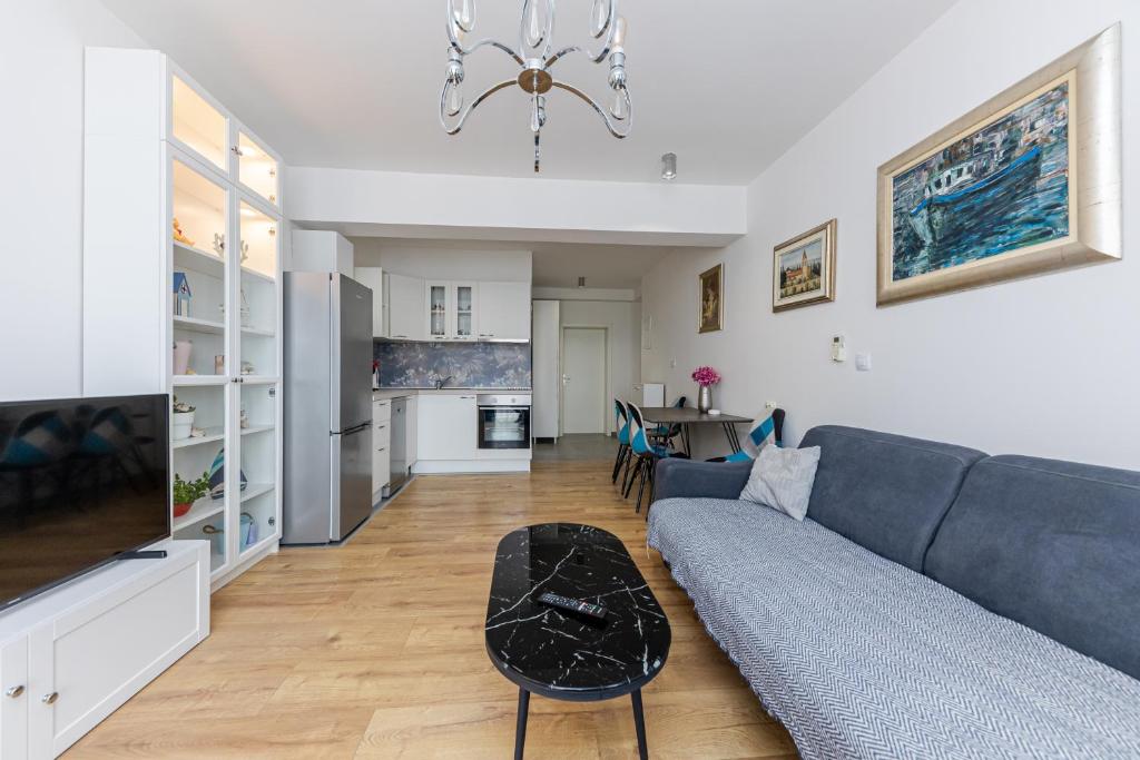 House Niko M with 6 apartments - 3