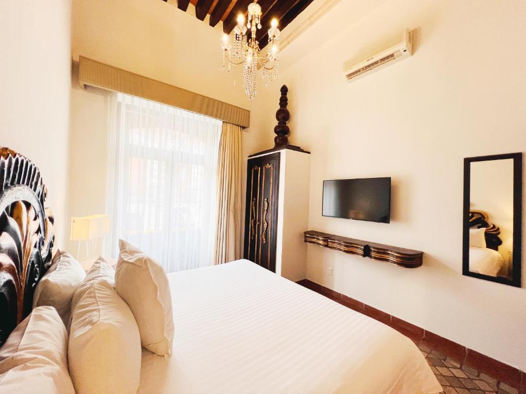 Hotel Herencia By Hosting House - Standard Room