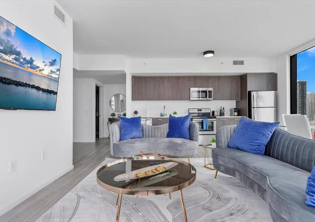 X Lounge II-Highline Corner Residence