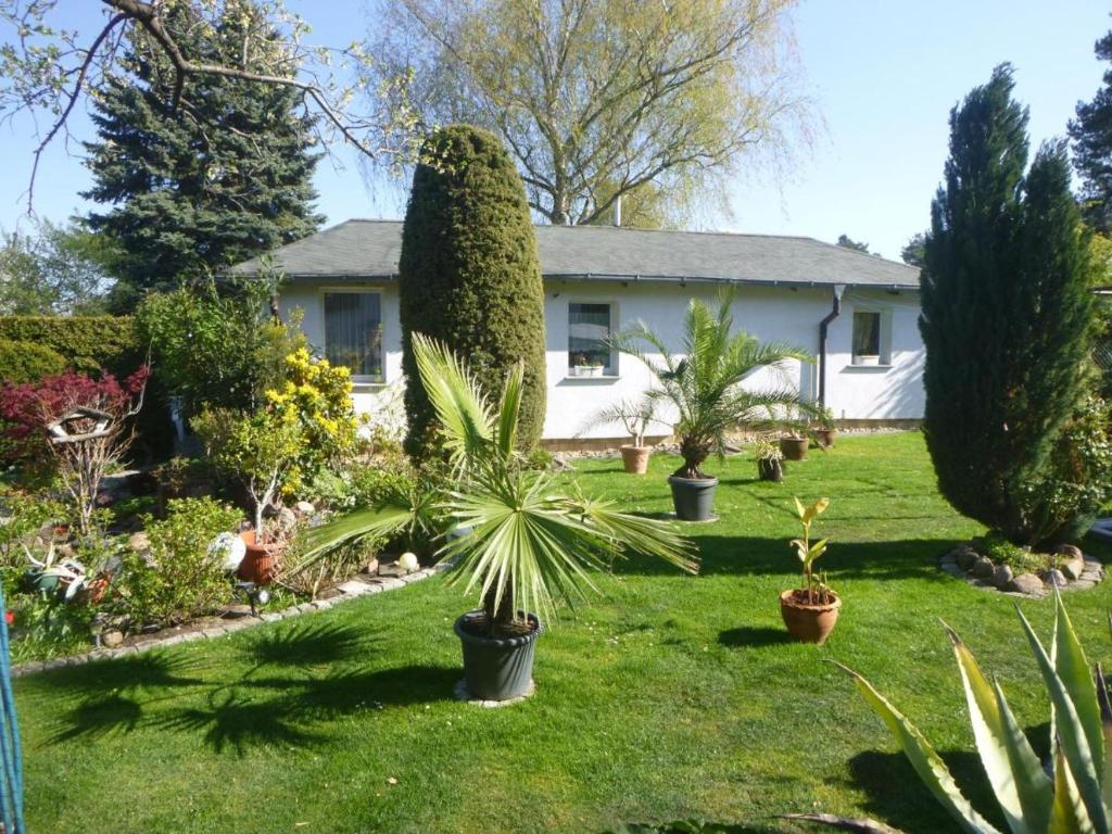Taman di luar Berlin Urlaub im Grünen