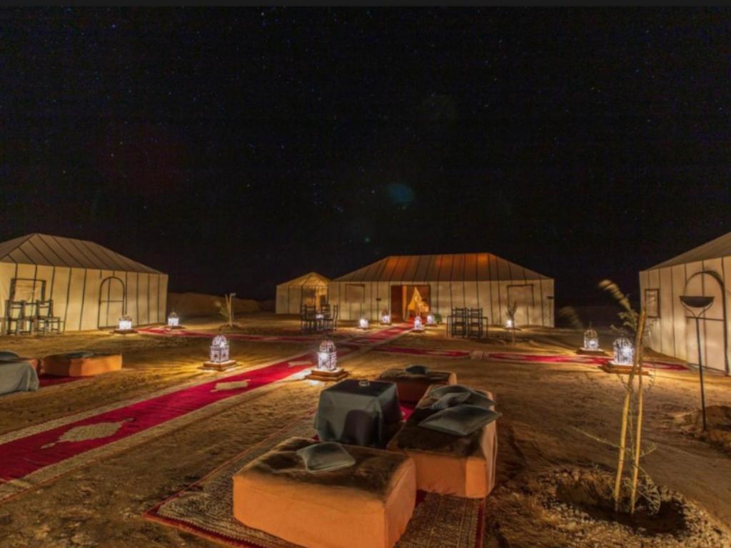 Fotografie z fotogalerie ubytování Expedition Luxury camp v destinaci Merzouga