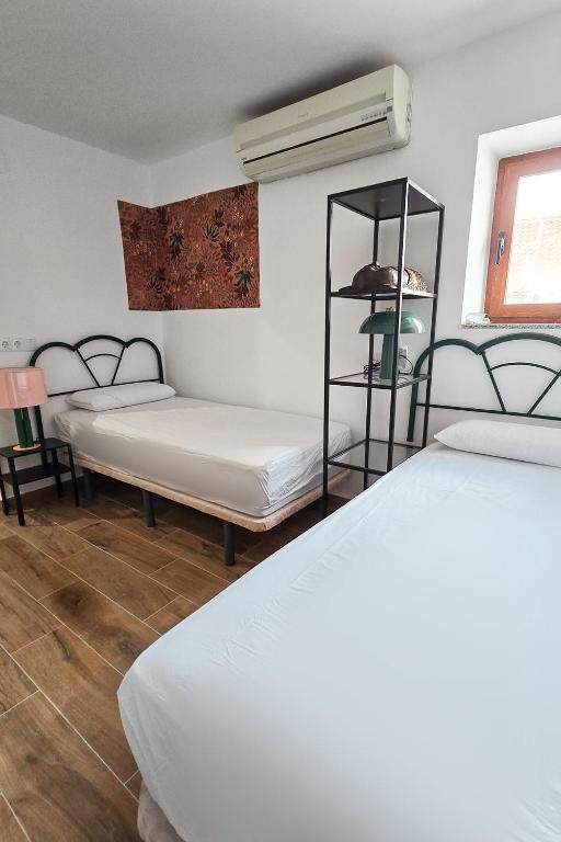 Fabrica de Harina - Twin Room - Disability Access