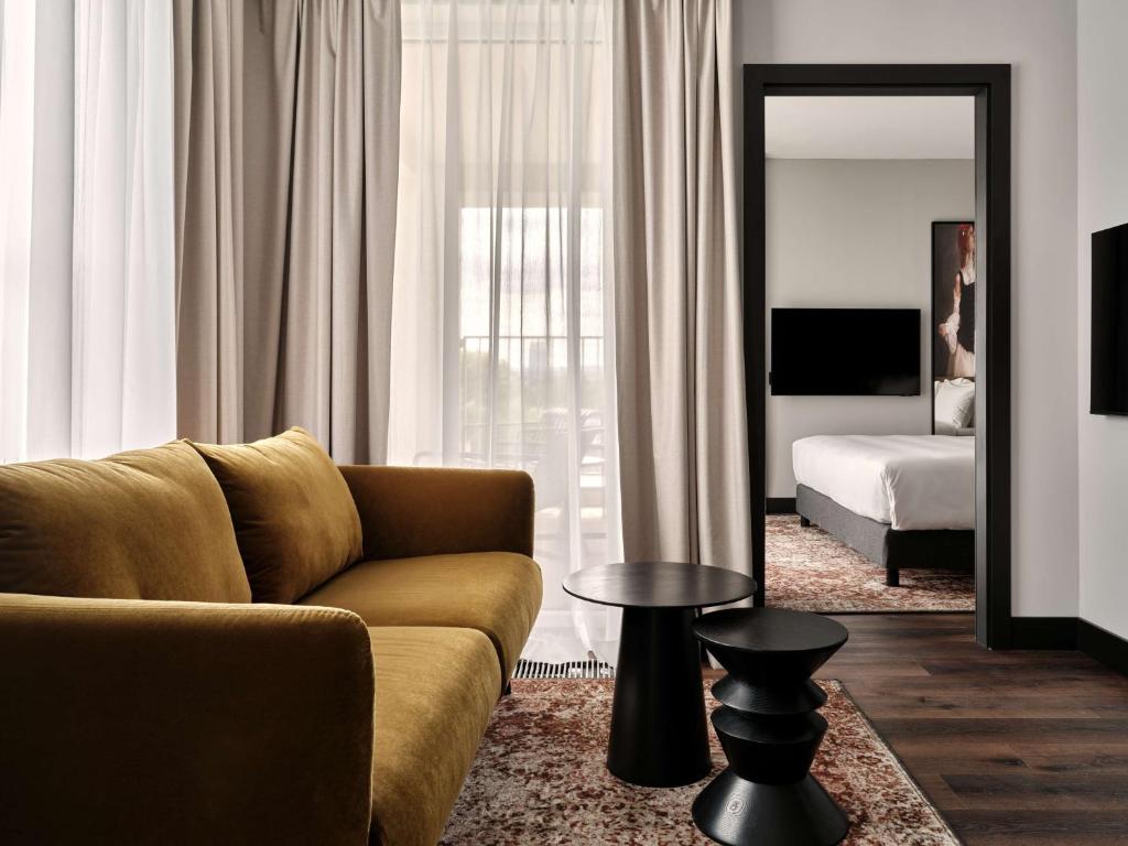 Radisson RED Hotel & Radisson RED Apartments, Kraków - Resim 11