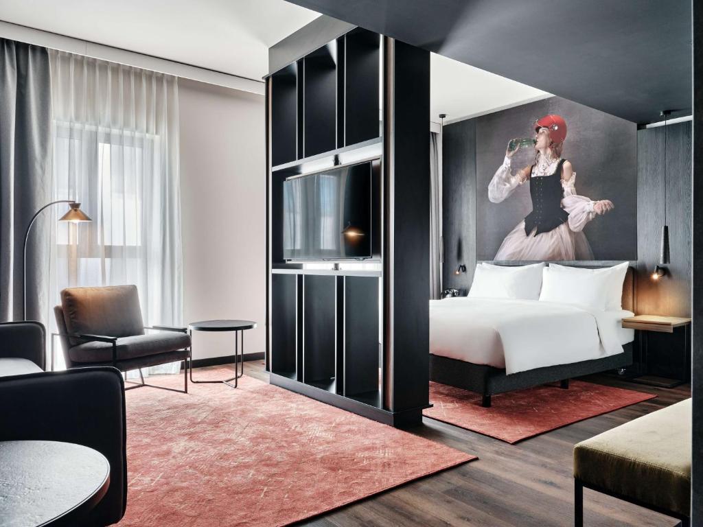 Radisson RED Hotel & Radisson RED Apartments, Kraków - Resim 9